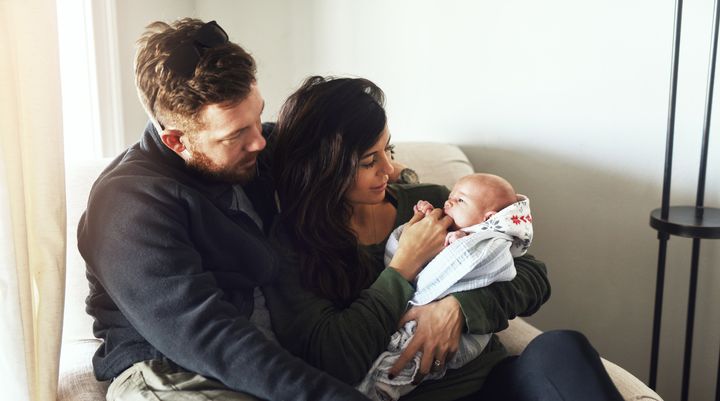 Yhteisvanhemmuuden ensi askelten ei tarvitse olla täydellisiä, eikä toimiva yhteisvanhemmuus perustu vain riitojen vähäisyyteen.