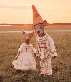 Helena Blomqvist, A Mouse Couple In Sunset, 2021