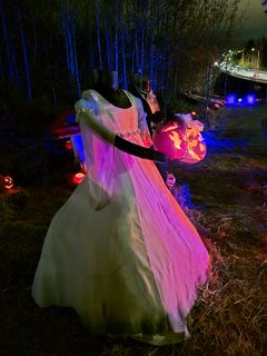 Morsiuspari Kurpitsapuistossa