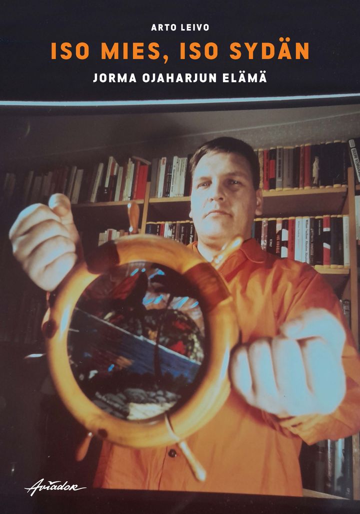Kansi: Jari Mattila