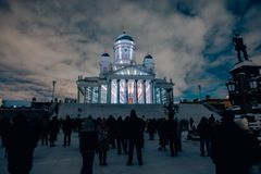 Ljuskonstverket Helix av Weltraumgrafik lyste upp Domkyrkan. Foto: Petri Anttila