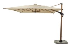 Premium sivuvarjo LED-valoilla. LED-valot on integroitu aurinkovarjon ruoteisiin.