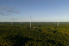 OX2:n rakennuttama ja hallinnoima Niinimäen tuulipuisto.