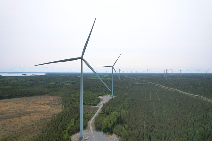 Lestijärven tuulipuisto.