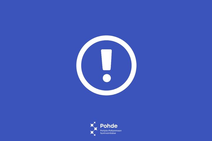 Valkoinen huutomerkki valkoisen ympyrän sisällä.