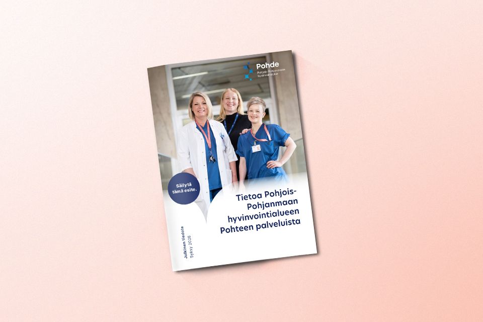 Pohde jakaa asukasesitteen koteihin. Kuva: Pohjois-Pohjanmaan hyvinvointialue Pohde