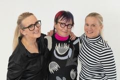 Treenikirjan kirjoittajat Ulla Broms (vas.), Kiti Müller ja Kristina Laaksonen (kuva: Michael Müller)