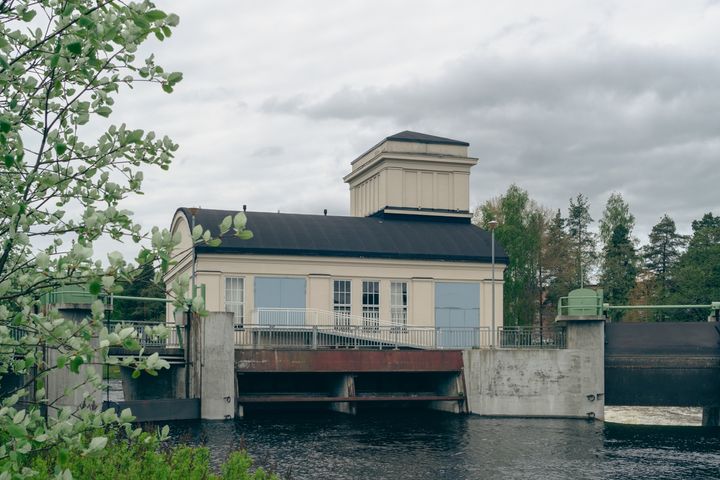 Vaajakosken vanha vesivoimalaitos eli Wanha Woimala.