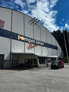 Hahmotelma valmiista Lempeä Areena -valokirjaimista.