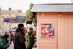 Kauden ruoka- ja juomaherkut ovat tehneet kauppansa Tuomaan Markkinoilla