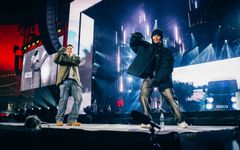 Ares käynnisti uudenvuoden konsertin Kansalaistorilla, vierailemassa ibe