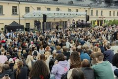 Viime kesän Helsinki-päivä ytimessä -tapahtuma kulminoitui Karri Koiran keikkaan