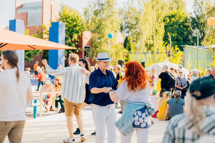 Helsinki-päivä täyttää kaupungin sadoilla maksuttomilla tapahtumilla tansseista konsertteihin