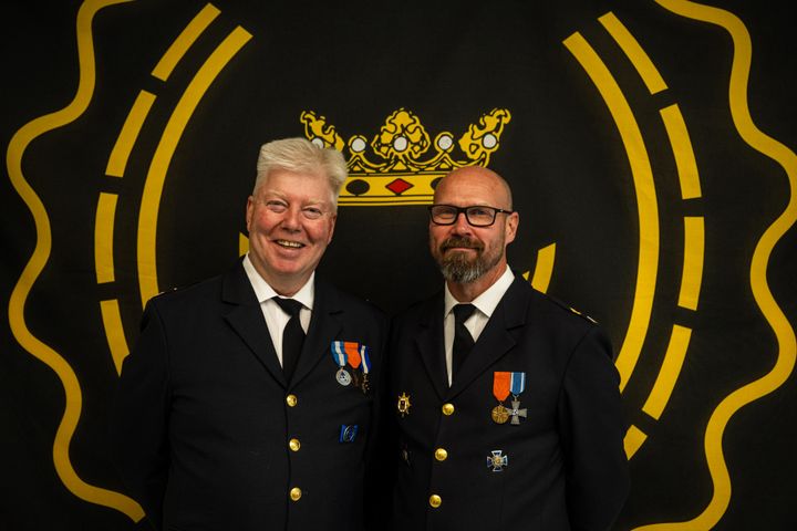 Vuoden ensihoitaja Olof Nevalainen (vas) ja vuoden Stadin brankkari Kimmo Vallgren.