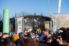 Kuvassa Salpausselän Fan Zone -lava