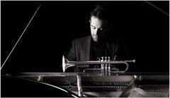 Yhdysvaltalainen laulaja-trumpetisti Benny Benack III/Toftemark Quintet esiintyy Musiikkitalossa 5.10.