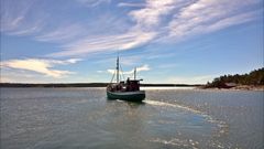 Skärgårdsteatern åker på turné med teaterns egna båt M/S Sälö.