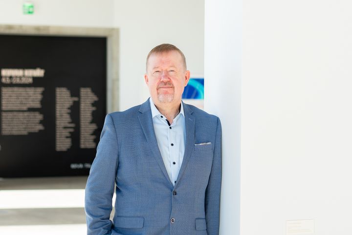 Taideyliopiston koulutuksesta vastaava vararehtori Tapio Kujala. Kuvaaja Petri Summanen.