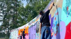 Nuoret ovat tähän asti tehneet taidetta graffitiseinään.