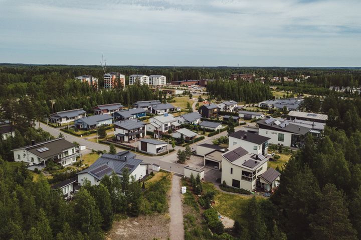 Hyvinkään kaupunki tarjoaa jälleen uusia omakoti- ja pientalotontteja haettavaksi.