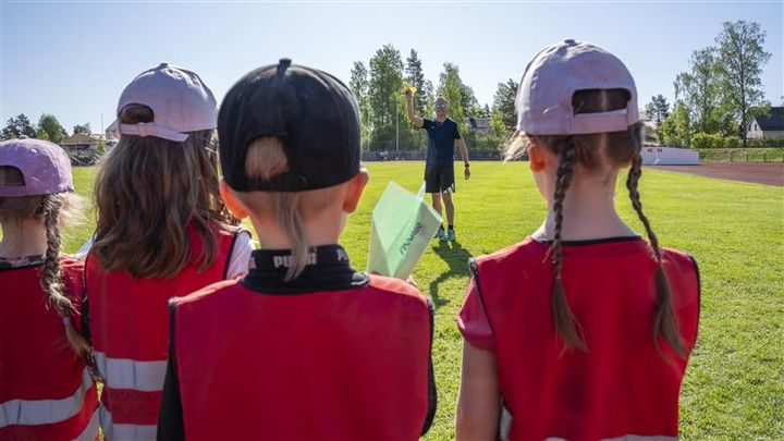 Koulu PT -toiminta tarjoaa maksutonta ja matalan kynnyksen liikuntaneuvontaa 5.–9.-luokkalaisille.