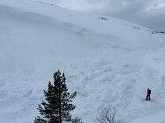 Papinkurun lumivyory Ylläksellä