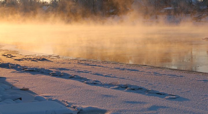 Kokemäenjoki jäätymisen aikaan, Ulvila.
