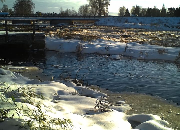 Kuvituskuva. Ähtävänjoki, Bärklarsforsen 2.11.2023.