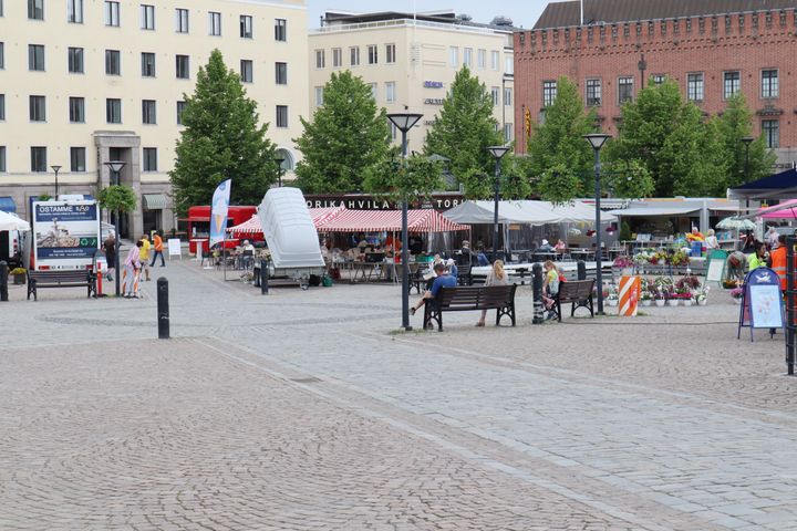 Kuvituskuva: Hämeenlinnan tori.