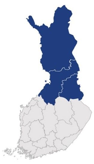 Suomen kartta, jossa näkyvät maakuntien rajat. Kainuun, Pohjois-Pohjanmaan ja Lapin maakunnat on väritetty sinisiksi.