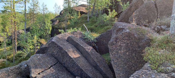 Kallio rinne.