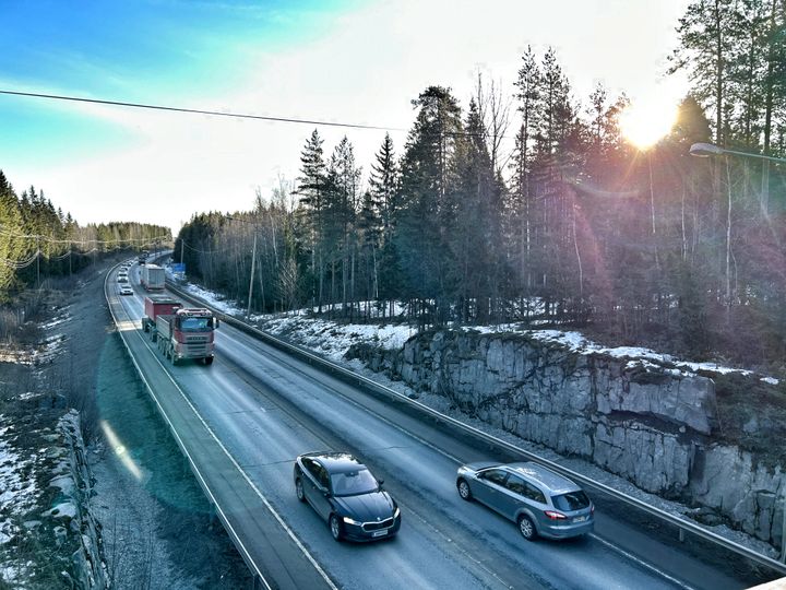 Kuva valtatie 9:ltä.