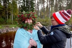 Kuva: Karoline Hjorth & Riitta Ikonen (Eyes as Big as Plates).