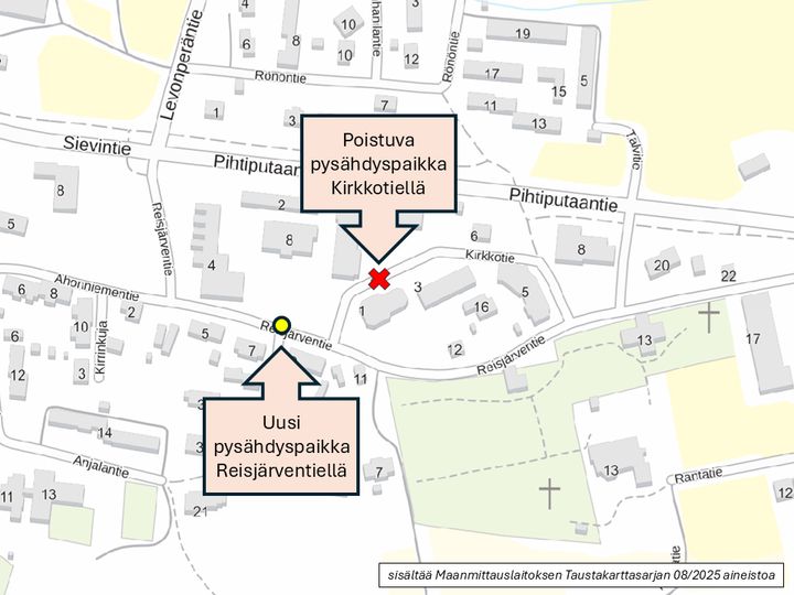 Reisjärven karttaan on merkitty uusi pysähdyspaikka Reisjärventiellä ja poistuva pysähdyspaikka Kirkkotiellä.