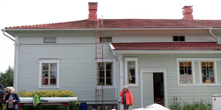 Kaskisten kotiseutumuseolla Pohjanmaalla on toteutettu paikallismuseoiden hankeavustuksen avulla museon julkisivun maalaus.
