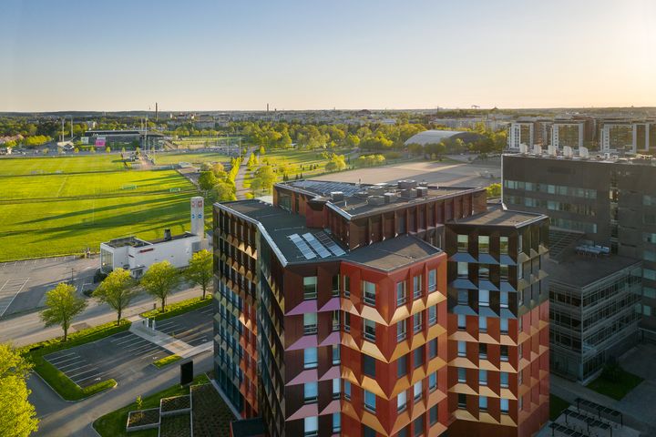 Bild av Veritas huvudkontor: Wellu Hämäläinen.