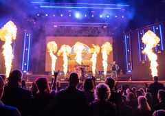 Iskelmä Gaalassa palkitaan Iskelmän vuosiäänestyksen voittajat ja nautitaan Suomen eturivin artistien valovoimaisista esityksistä. Portion Boys villitsi gaalayleisöä Nokia Arenalla helmikuussa 2023.