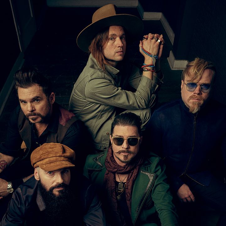 Rival Sons -yhtye on kiertänyt konsertti- ja festarilavoja AC/DC:n, Alice Cooperin ja Aerosmithin kaltaisten supertähtien kanssa.