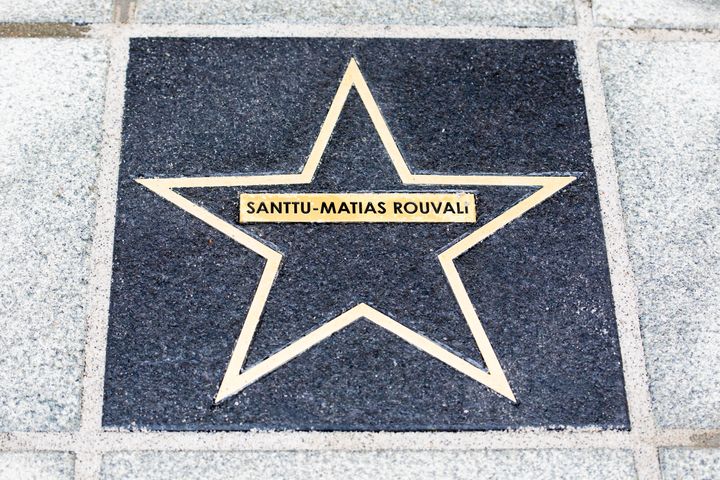 Myös Santtu-Matias Rouvalin tähti löytyy Tähtikadulta.