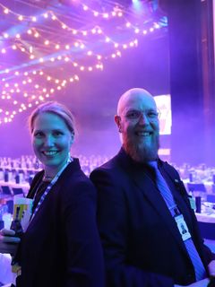 Tampere-talo-konsernin työehtosopimus nojaa konsernin arvoihin – rohkeuteen, ratkaisukeskeisyyteen, vastuullisuuteen ja toisten kunnioittamiseen.