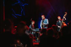 Saksofonisti Jukka Perko Tuulensuun Palatsissa. Kuva: Matias Ahonen