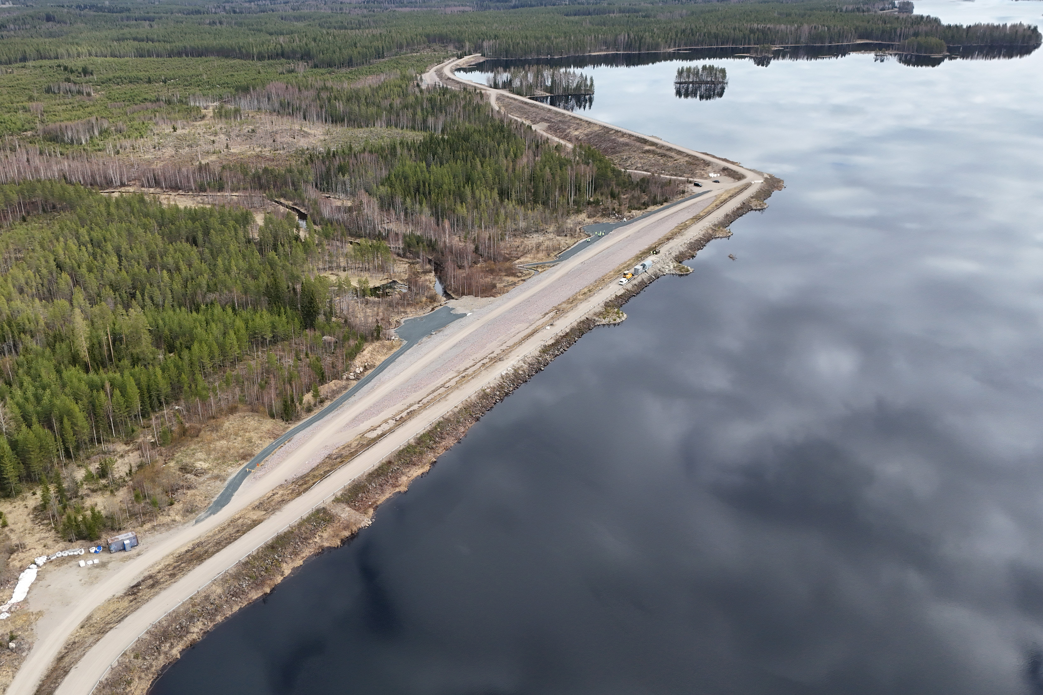 KFS Finland vahvistaa Pamilon vesivoimalaitoksen patoa 11 miljoonalla eurolla