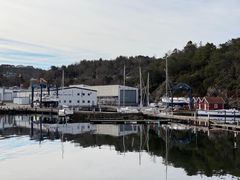Hallberg-Rassy Varvs AB:n telakka sijaitsee Göteborgin pohjoispuolella Ellösissä.
