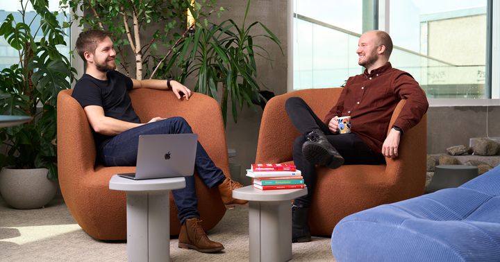 Duunitorilla on tällä hetkellä noin 25 000 avointa työpaikkailmoitusta. Avoimia työpaikkoja on enemmän, sillä yhdellä ilmoituksella voidaan hakea useita työntekijöitä.