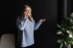 Yhä useampi työnhakija saa nyt iloisia uutisia.