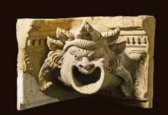 Vesinokka, Rooman valtakunnan aikainen, keramiikka (muottiinvalettu), 24 ✕ 25 ✕ 25 cm