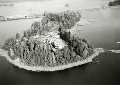 Hanasaari etelästä nähtynä 1970-luvulla