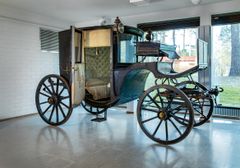 Emil Cedercreutzin käytössä olleet umpikorilliset vaunut on tehty Pietarissa 1800-luvun lopulla.