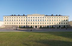 Engelin suunnittelema Katajanokan kasarmi
