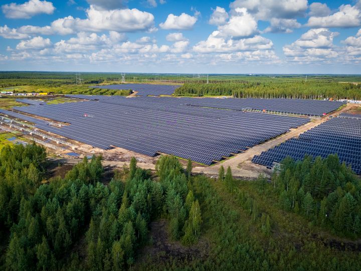 Skarta Energyn Isosuon aurinkopuisto